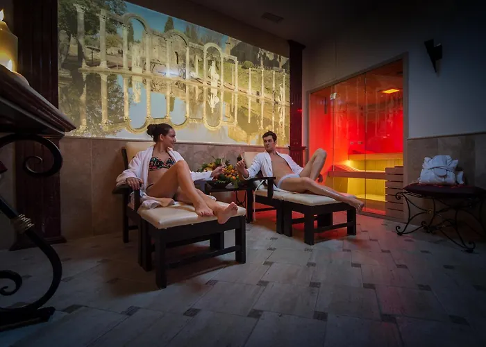 מלון Trilussa Palace Congress & 4*