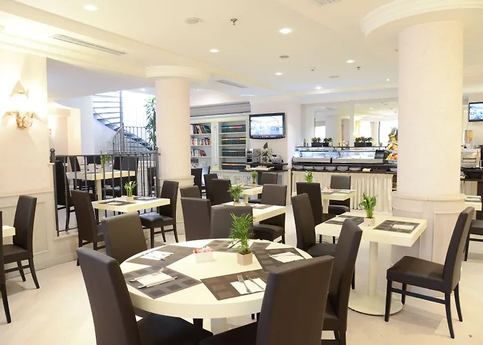 מלון Trilussa Palace Congress & רומא